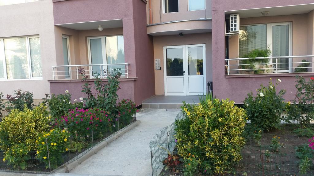 Dimitrov Apartments Бургас Экстерьер фото